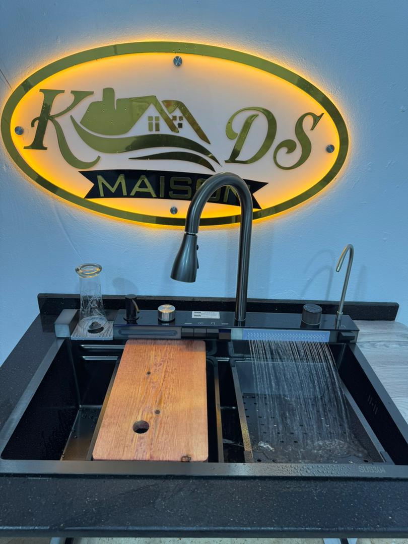 WhatsApp Image 2025-12-31 at 10.02.15 (1)